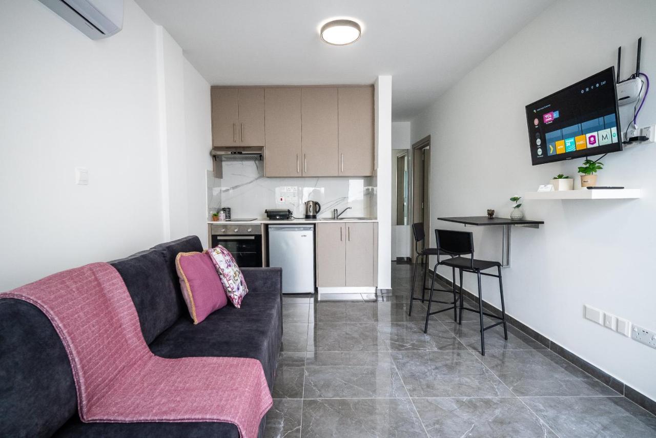 Spiros Luxury Apartments Aya Napa Dış mekan fotoğraf