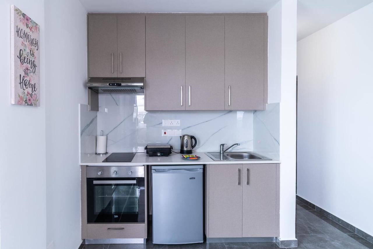Spiros Luxury Apartments Aya Napa Dış mekan fotoğraf