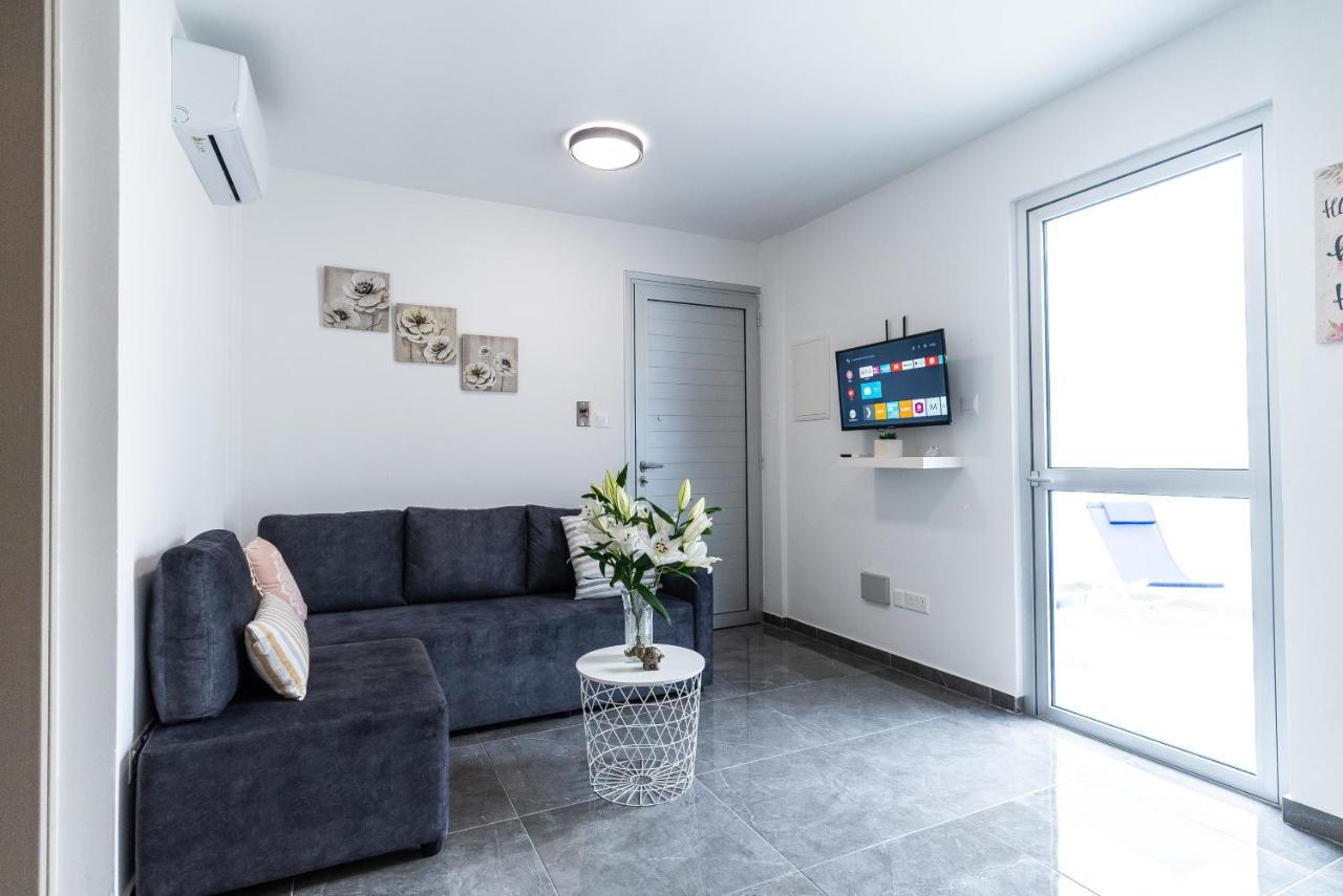 Spiros Luxury Apartments Aya Napa Dış mekan fotoğraf